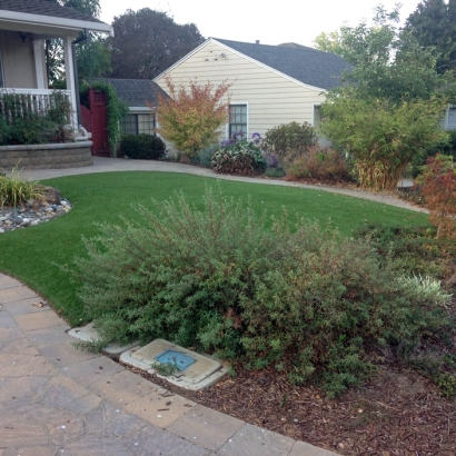 Fake Turf Algonquin, Illinois Landscaping Business, Front Yard Design